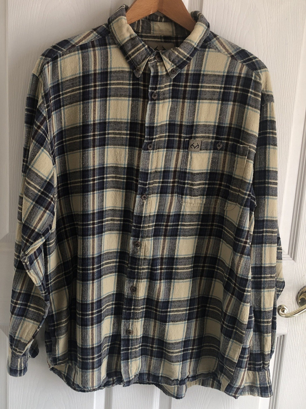 Realtree 2XL Flannel Plaid Long sleeve button down Mens shirt Outdoor campcore